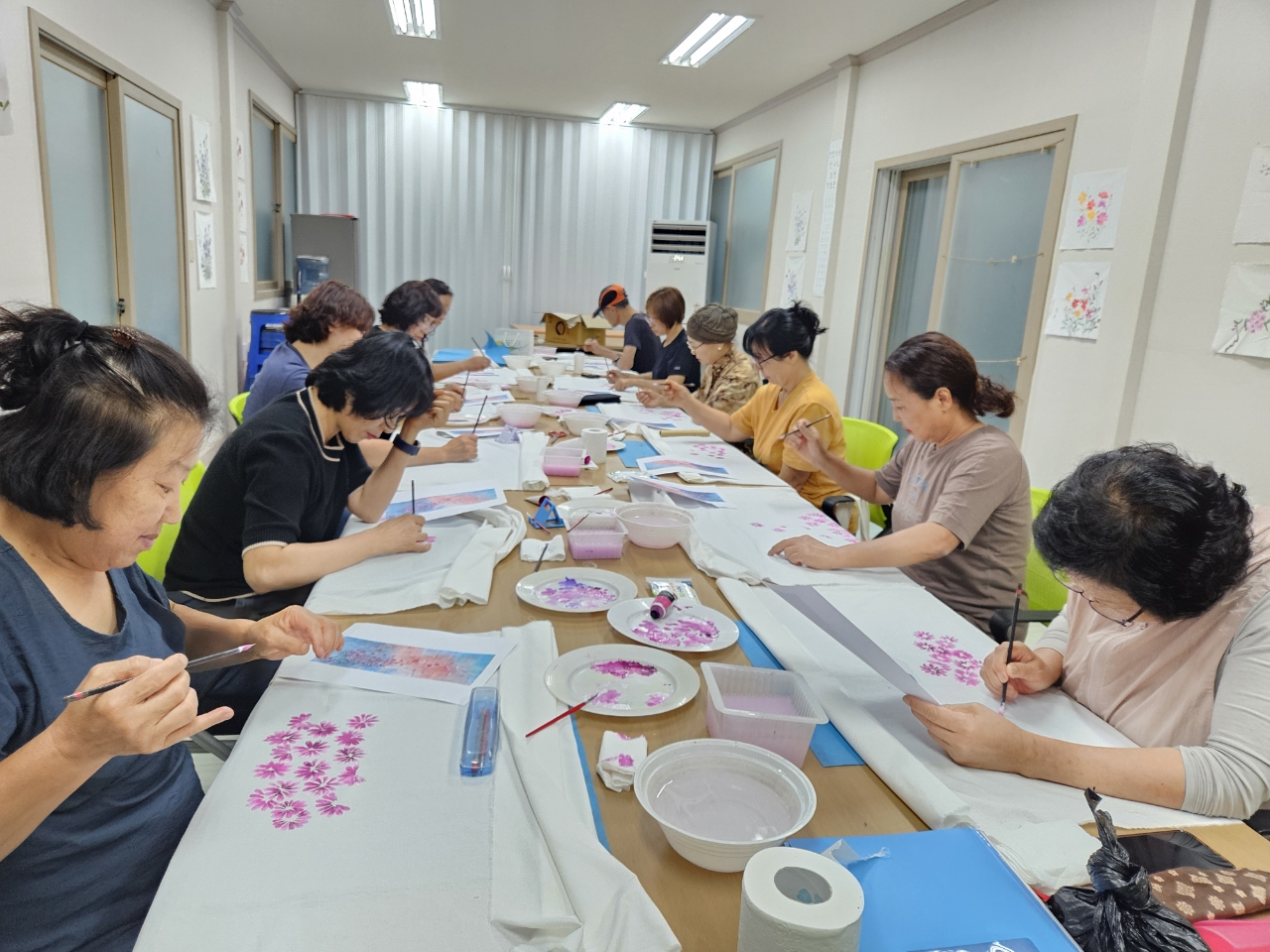 [우성면] 2025년 하반기 한천리 천과 소품에 그리는 색빛 작업실